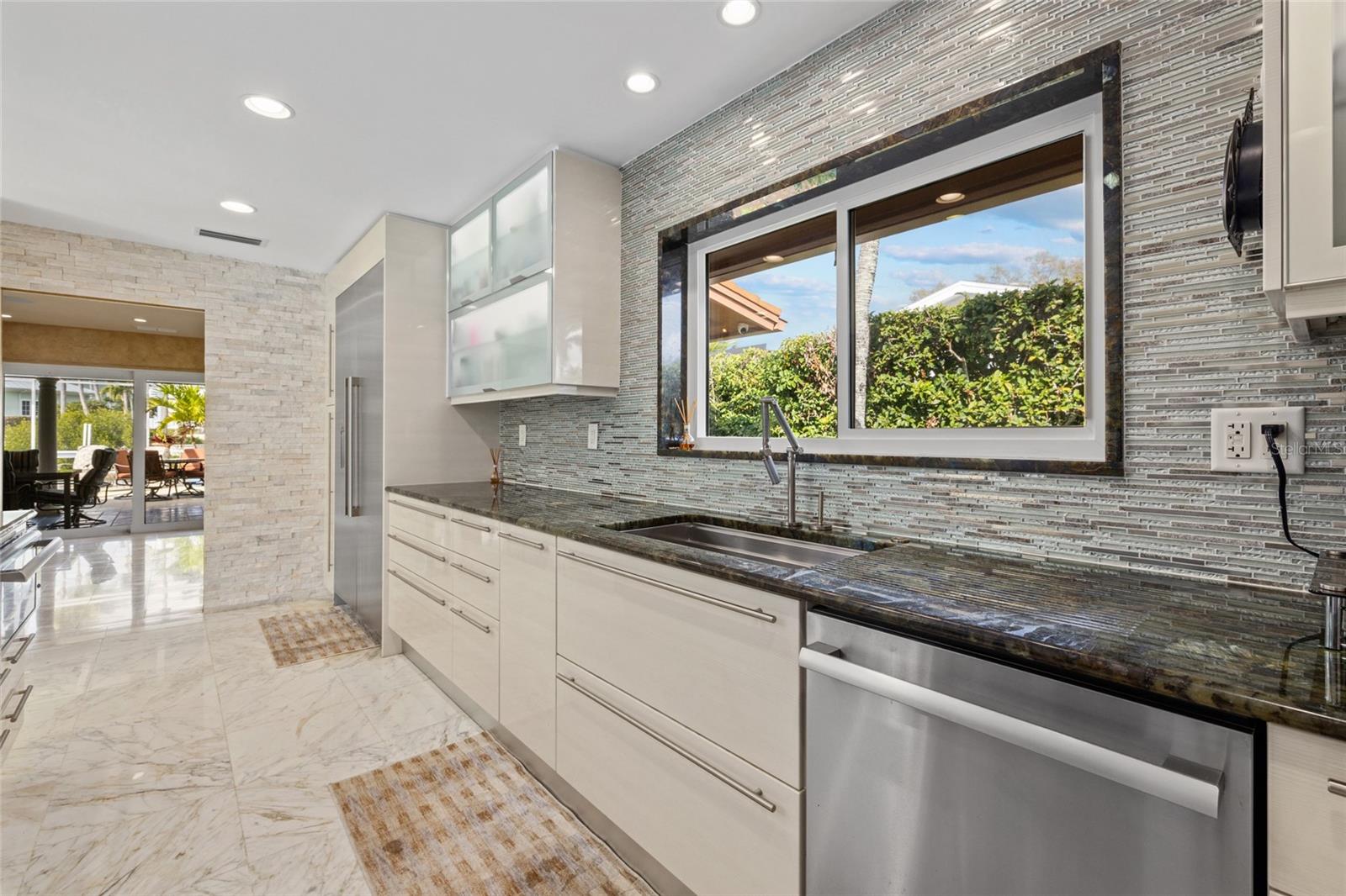 Image 18 of 54 For 1749 Sandalwood Drive