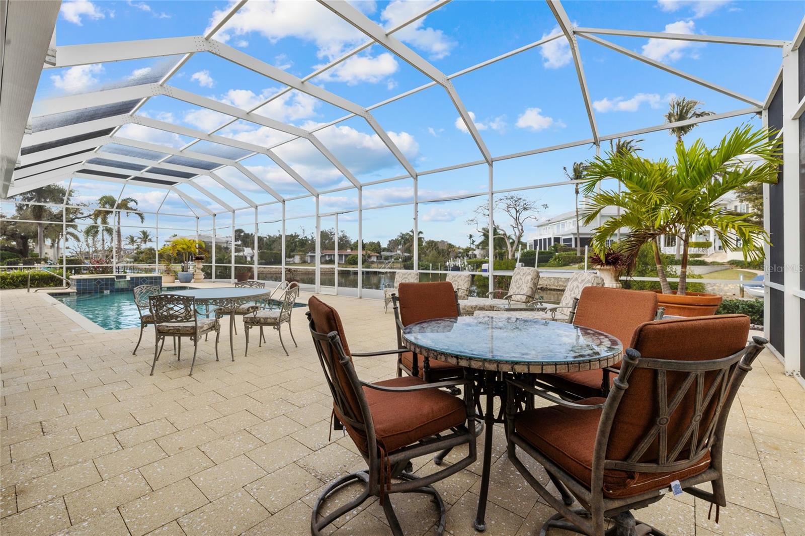 Image 37 of 54 For 1749 Sandalwood Drive