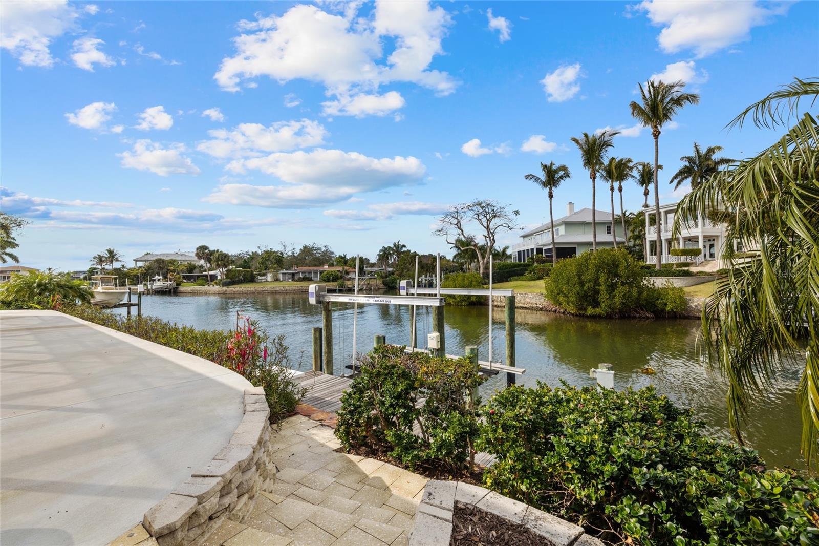 Image 42 of 54 For 1749 Sandalwood Drive