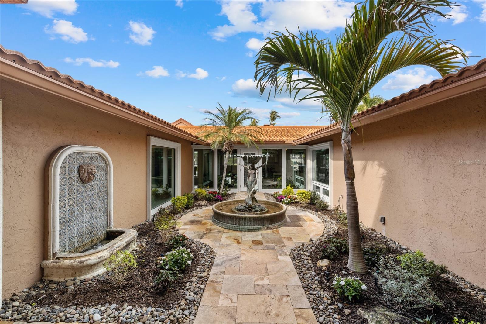 Image 6 of 54 For 1749 Sandalwood Drive