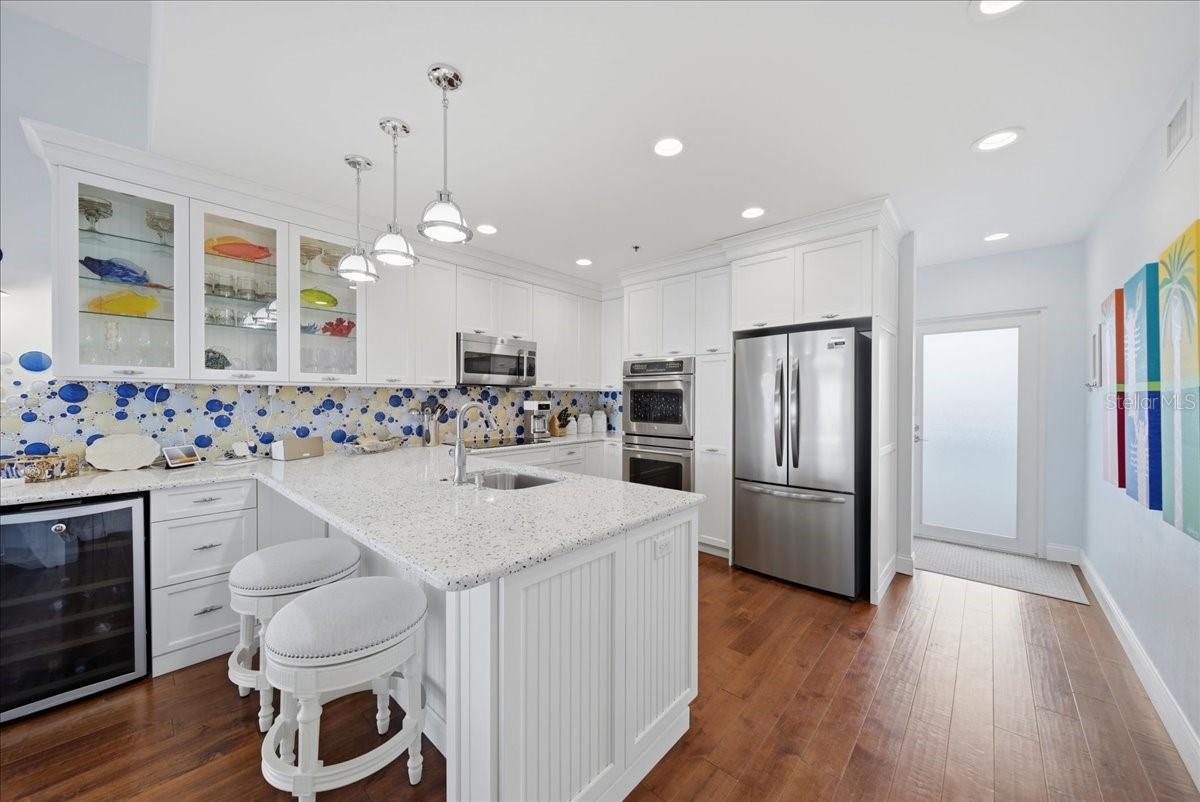 Image 15 of 76 For 7466 Palm Island Drive 2922