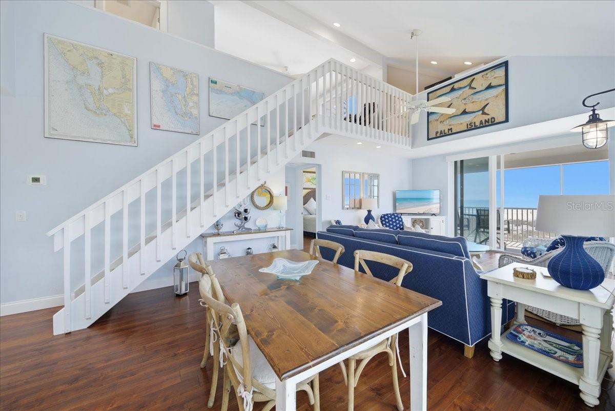 Image 21 of 76 For 7466 Palm Island Drive 2922