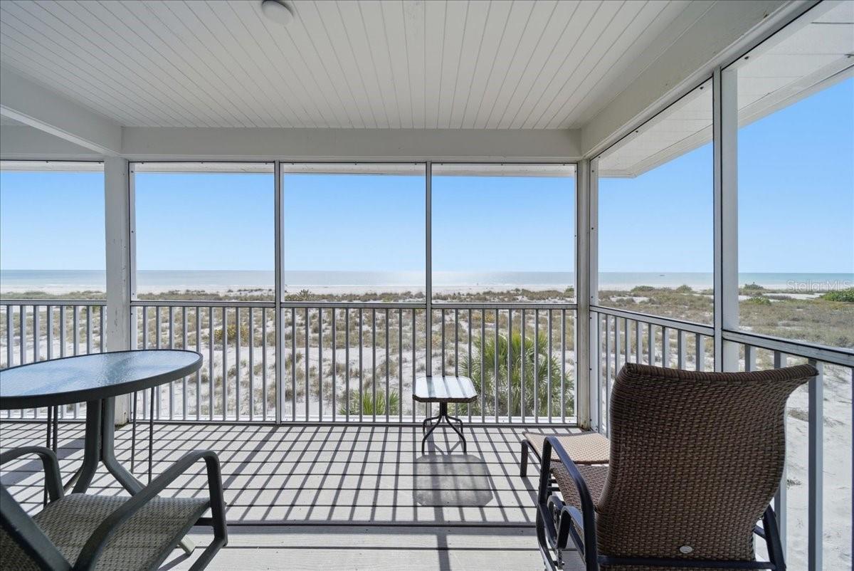 Image 30 of 76 For 7466 Palm Island Drive 2922