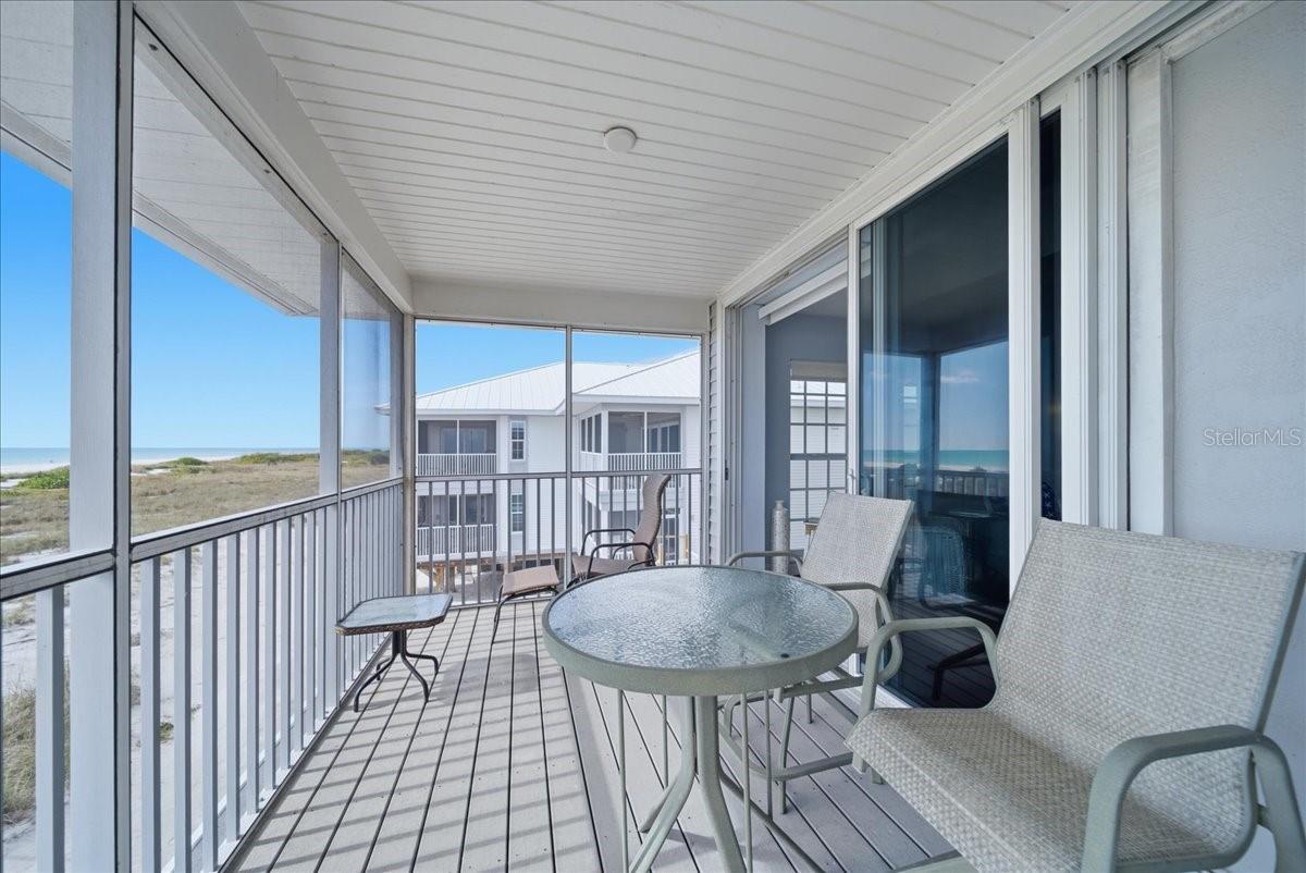 Image 31 of 76 For 7466 Palm Island Drive 2922