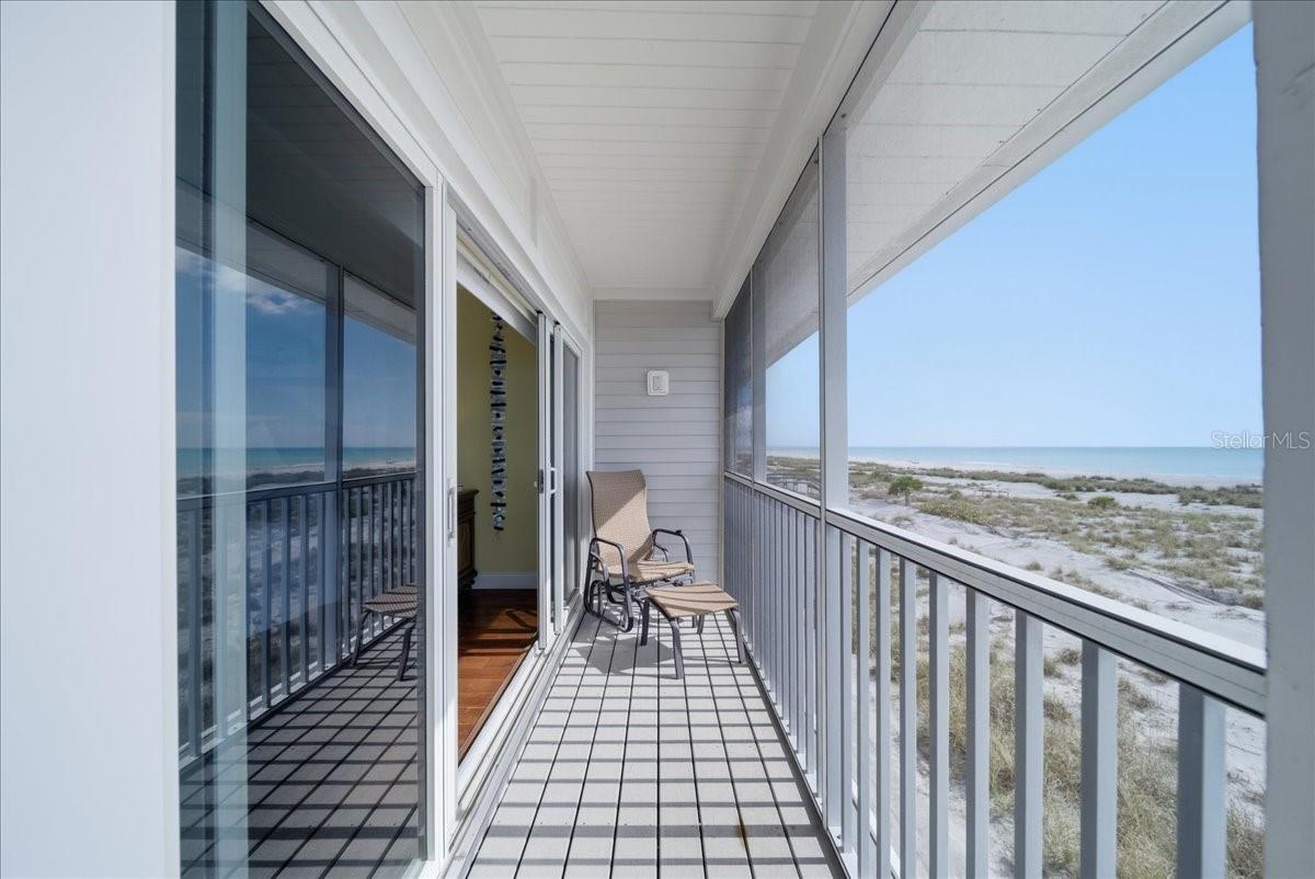 Image 33 of 76 For 7466 Palm Island Drive 2922