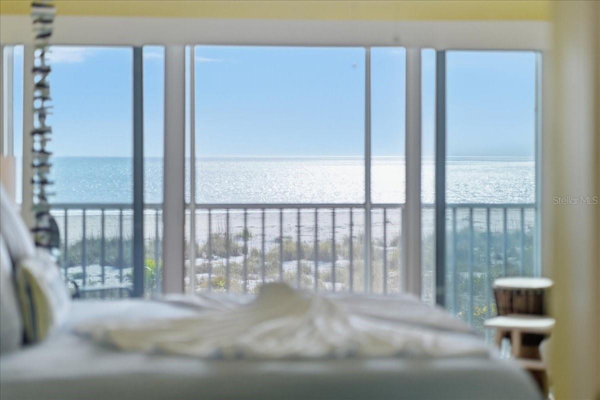 Image 37 of 76 For 7466 Palm Island Drive 2922