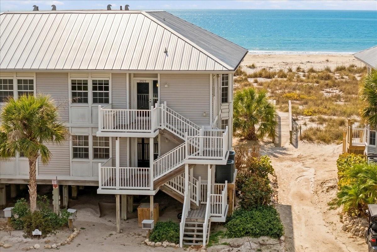 Image 4 of 76 For 7466 Palm Island Drive 2922