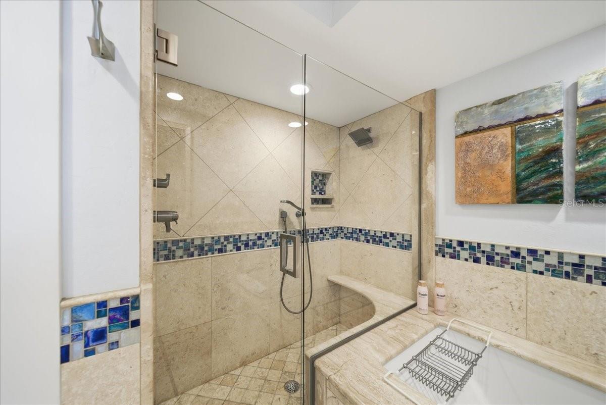 Image 43 of 76 For 7466 Palm Island Drive 2922