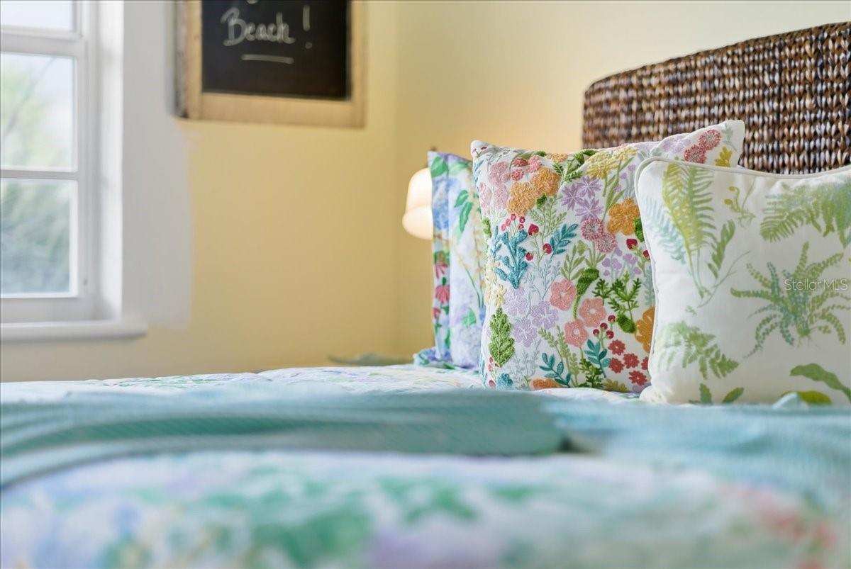 Image 47 of 76 For 7466 Palm Island Drive 2922