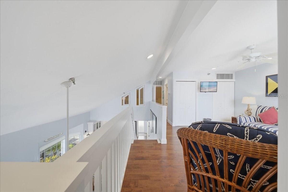 Image 54 of 76 For 7466 Palm Island Drive 2922