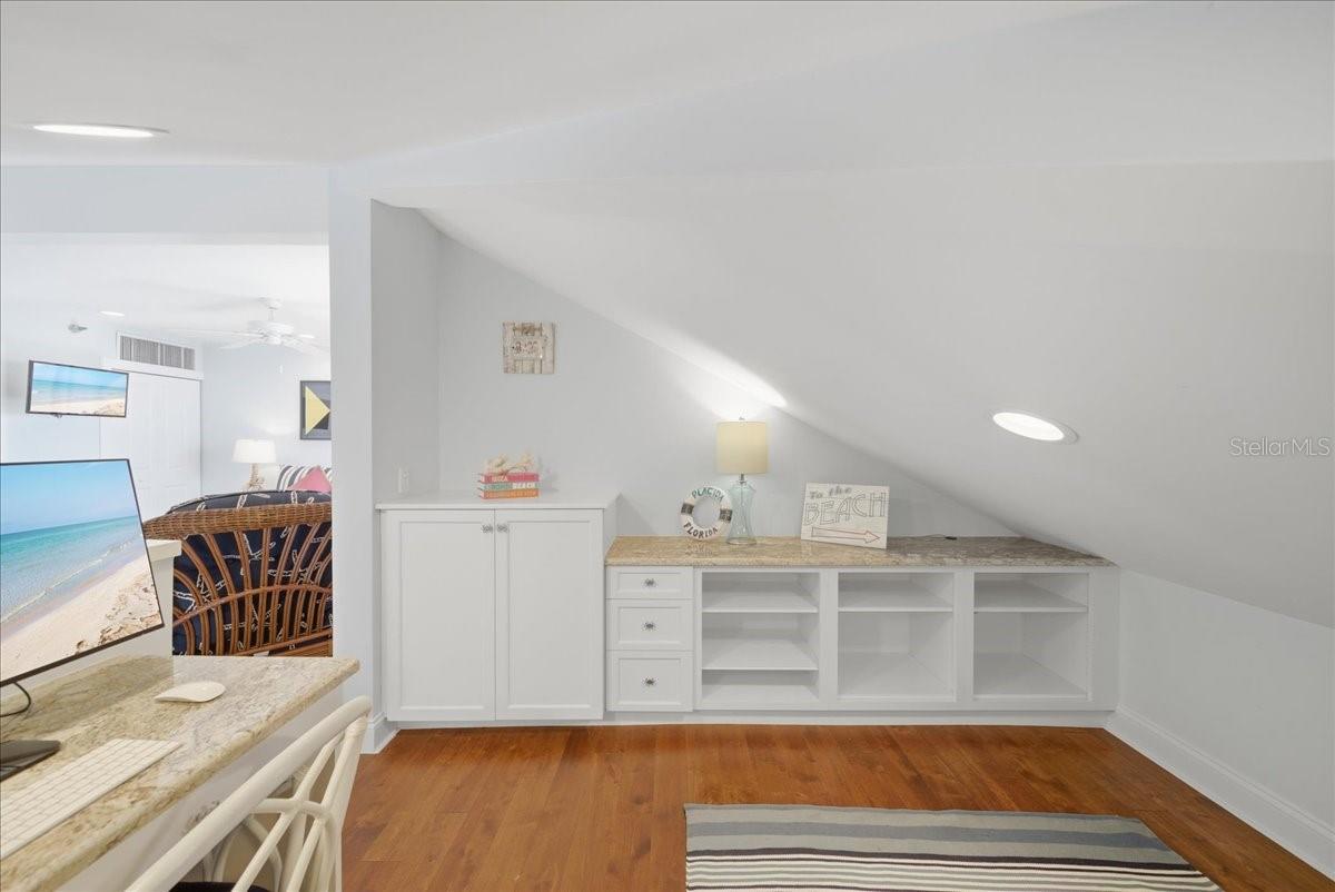 Image 55 of 76 For 7466 Palm Island Drive 2922