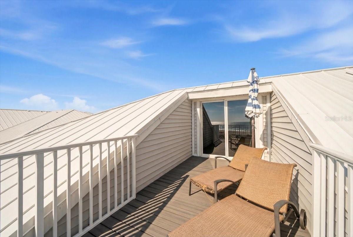 Image 64 of 76 For 7466 Palm Island Drive 2922