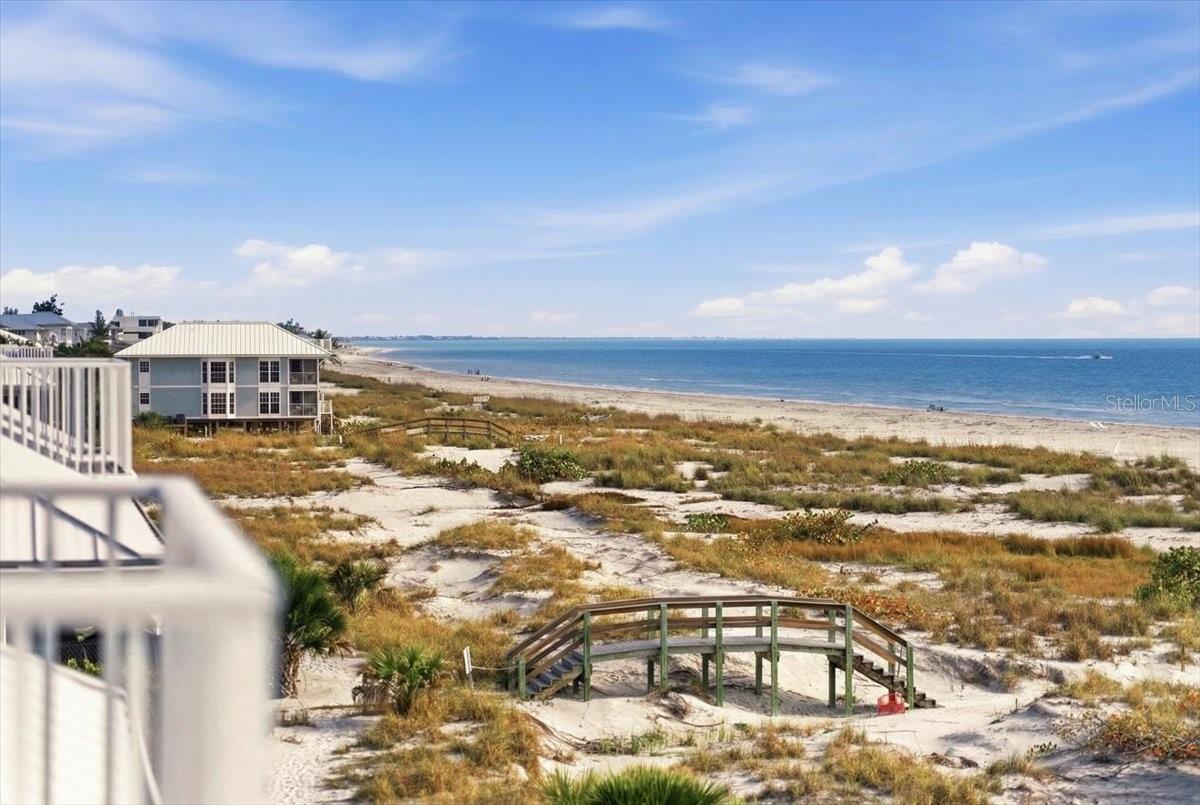 Image 67 of 76 For 7466 Palm Island Drive 2922