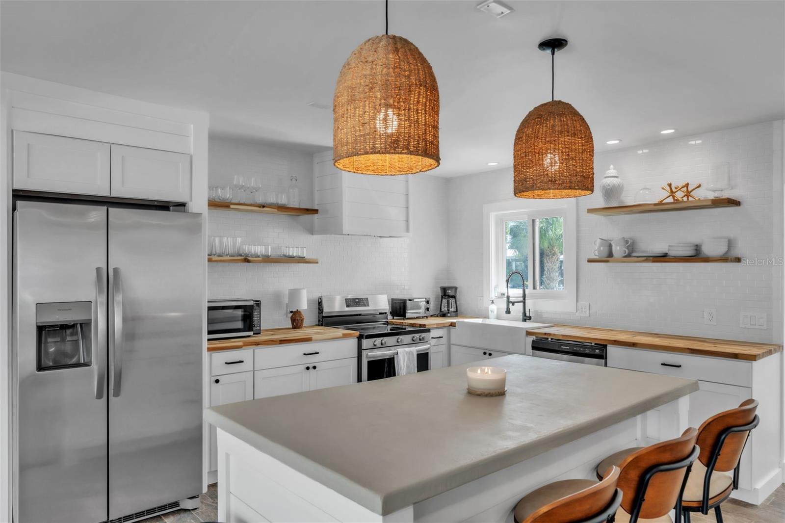 Image 20 of 58 For 155 Crescent Drive