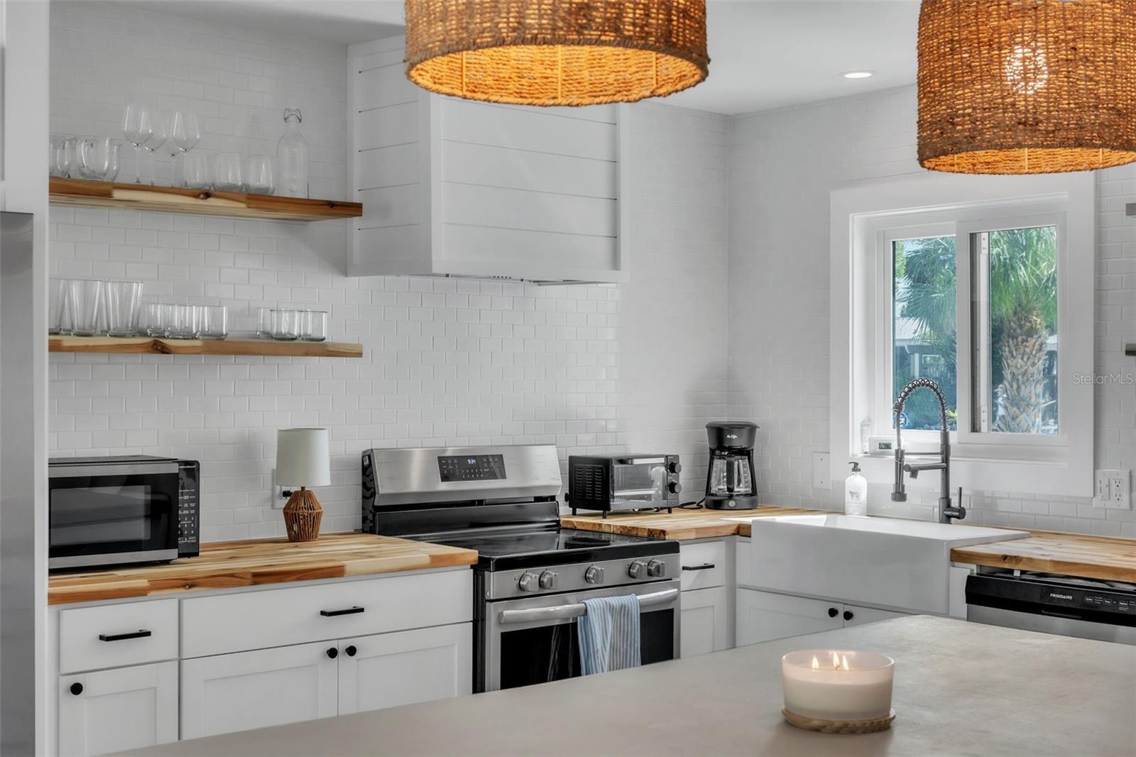 Image 21 of 58 For 155 Crescent Drive