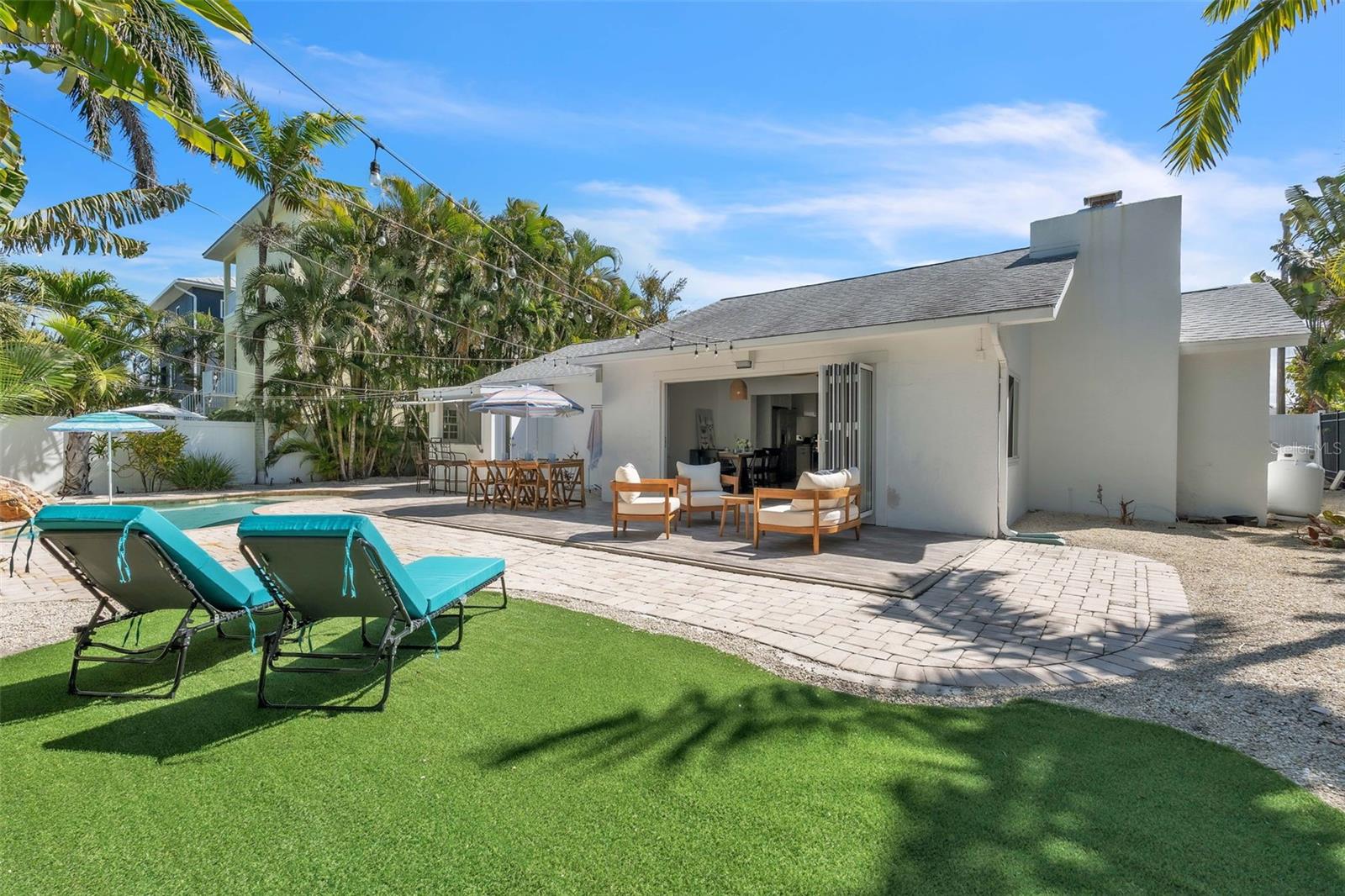 Image 39 of 58 For 155 Crescent Drive