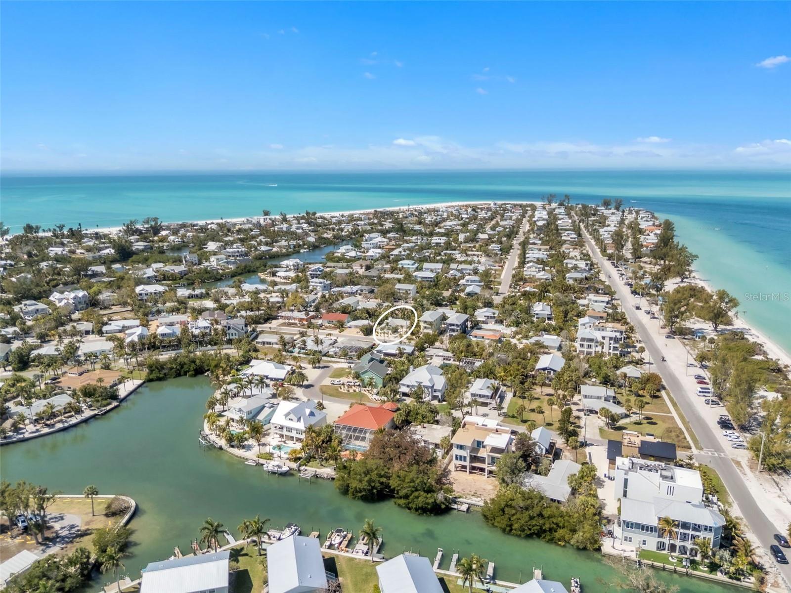 Image 5 of 58 For 155 Crescent Drive