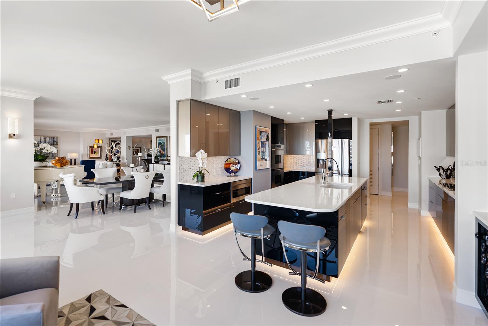 Image 12 of 34 For 1111 Ritz Carlton Drive 1603