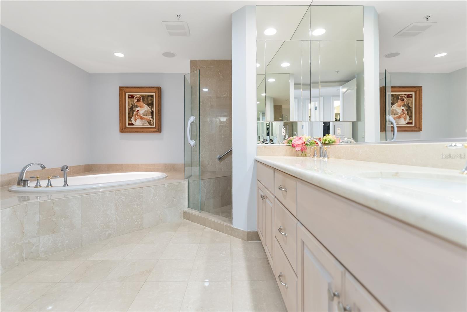 Image 15 of 34 For 1111 Ritz Carlton Drive 1603