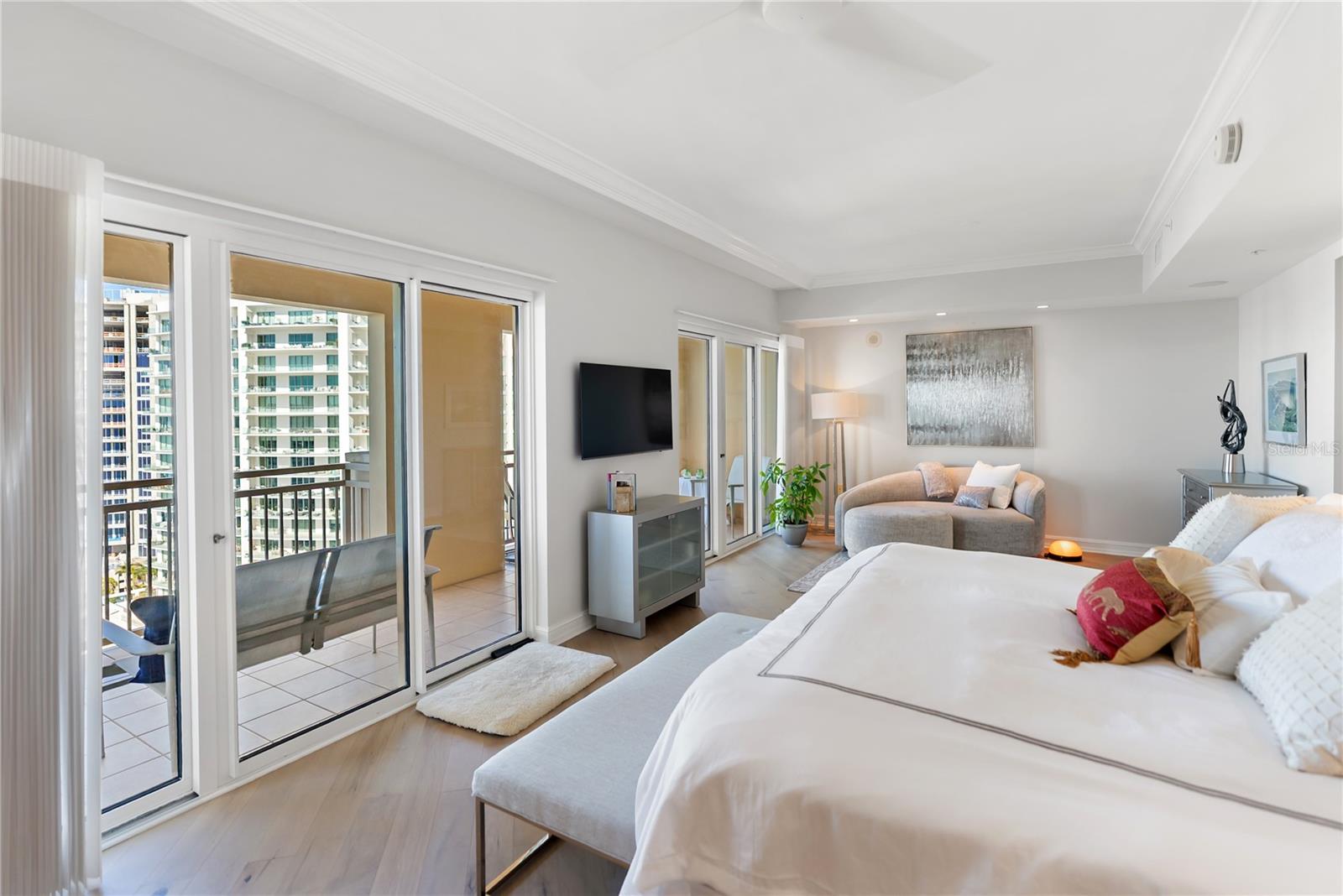 Image 16 of 34 For 1111 Ritz Carlton Drive 1603