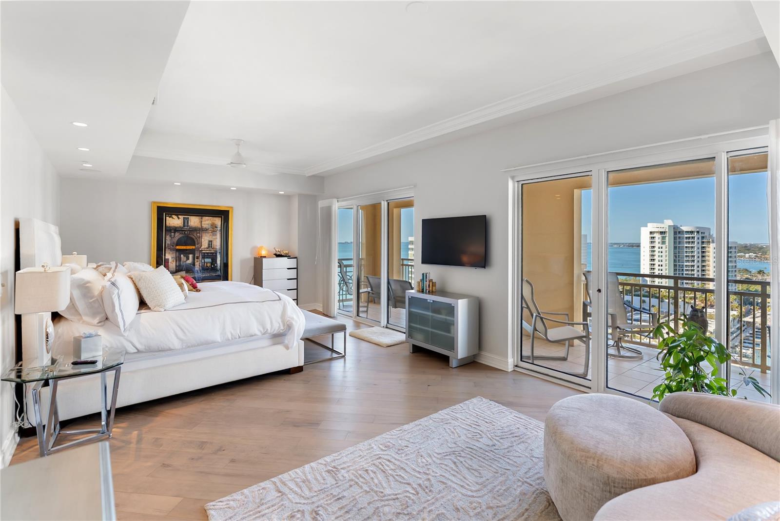 Image 17 of 34 For 1111 Ritz Carlton Drive 1603