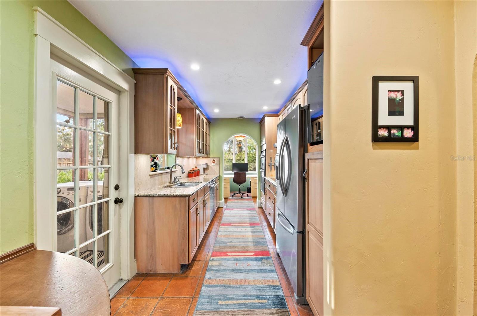 Image 12 of 88 For 941 Virginia Drive