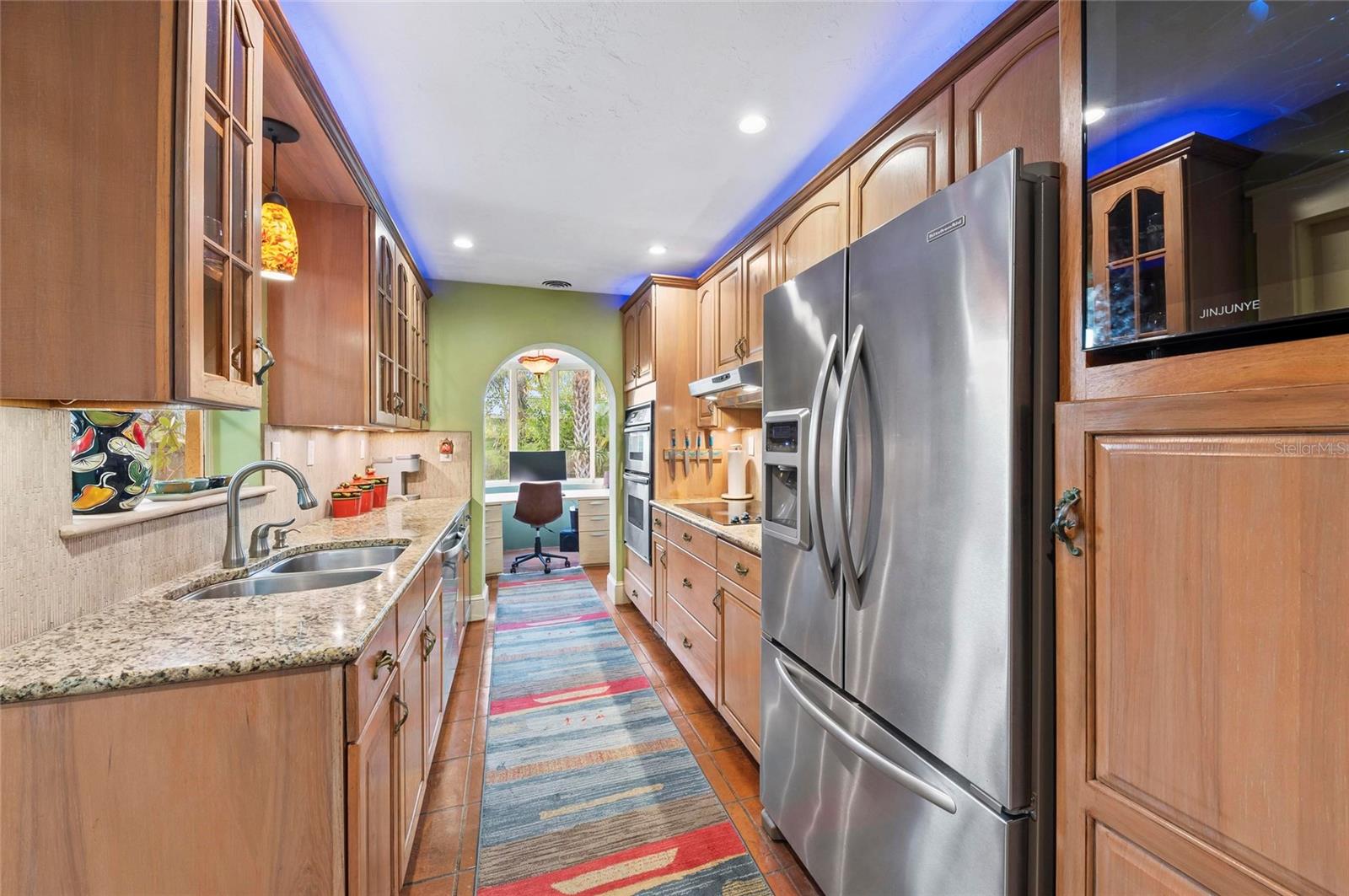 Image 13 of 88 For 941 Virginia Drive