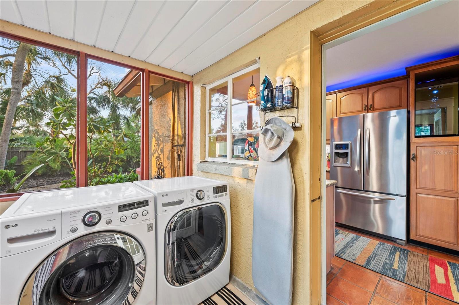 Image 26 of 88 For 941 Virginia Drive