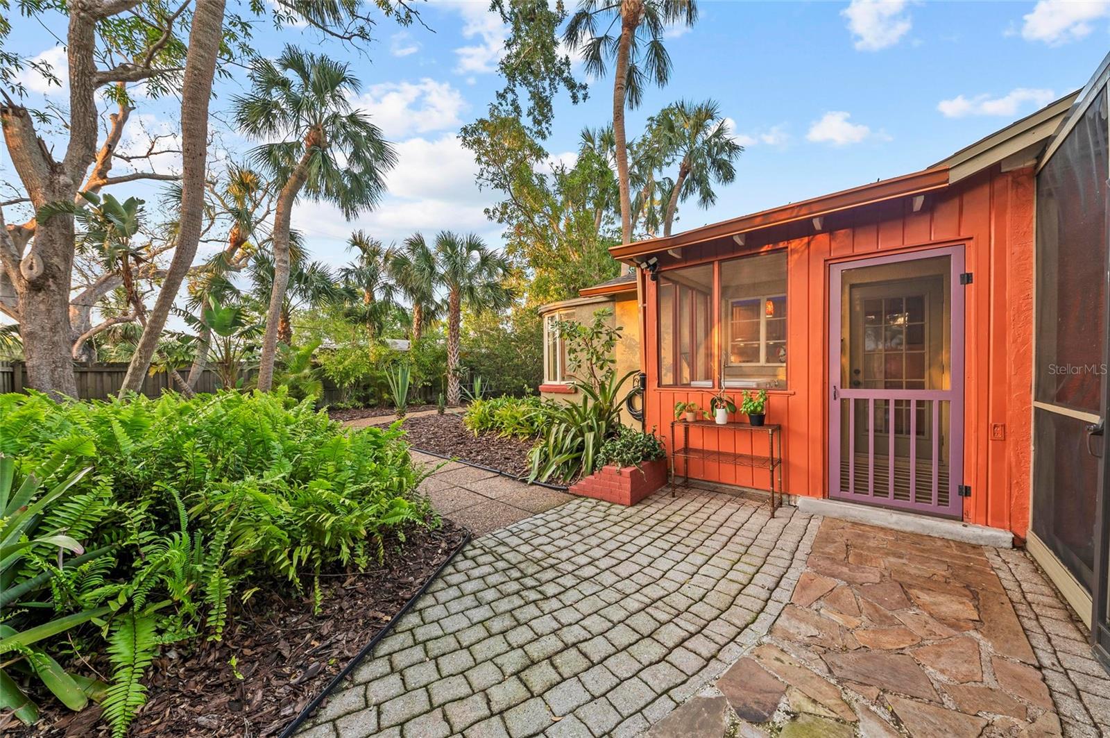 Image 29 of 88 For 941 Virginia Drive