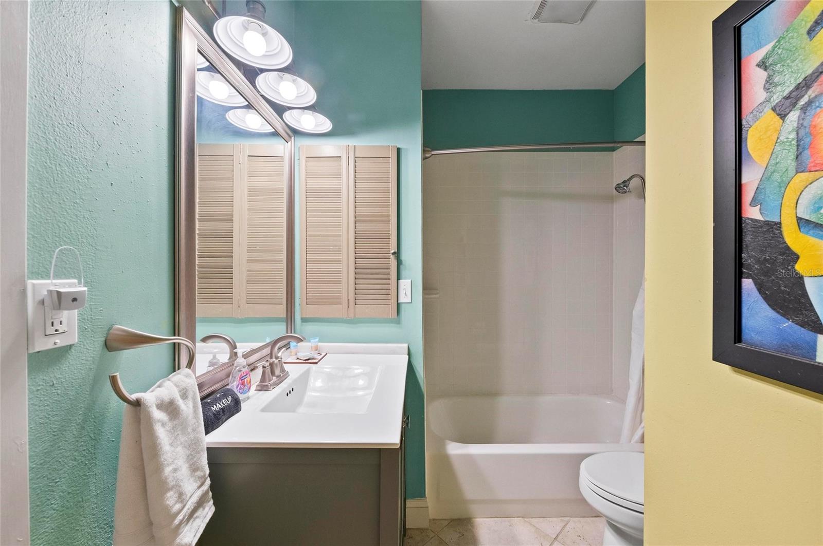 Image 67 of 88 For 941 Virginia Drive