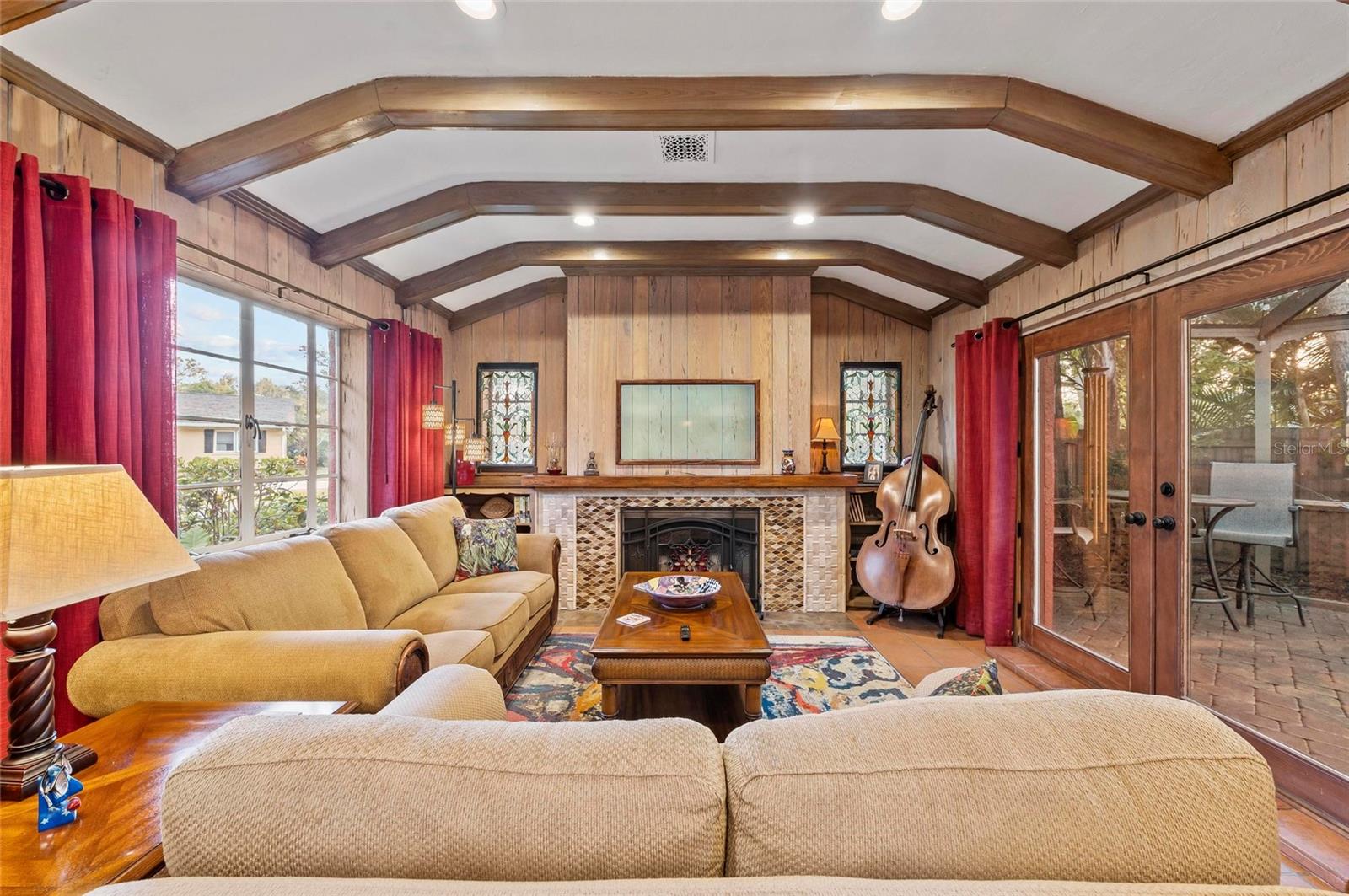 Image 9 of 88 For 941 Virginia Drive