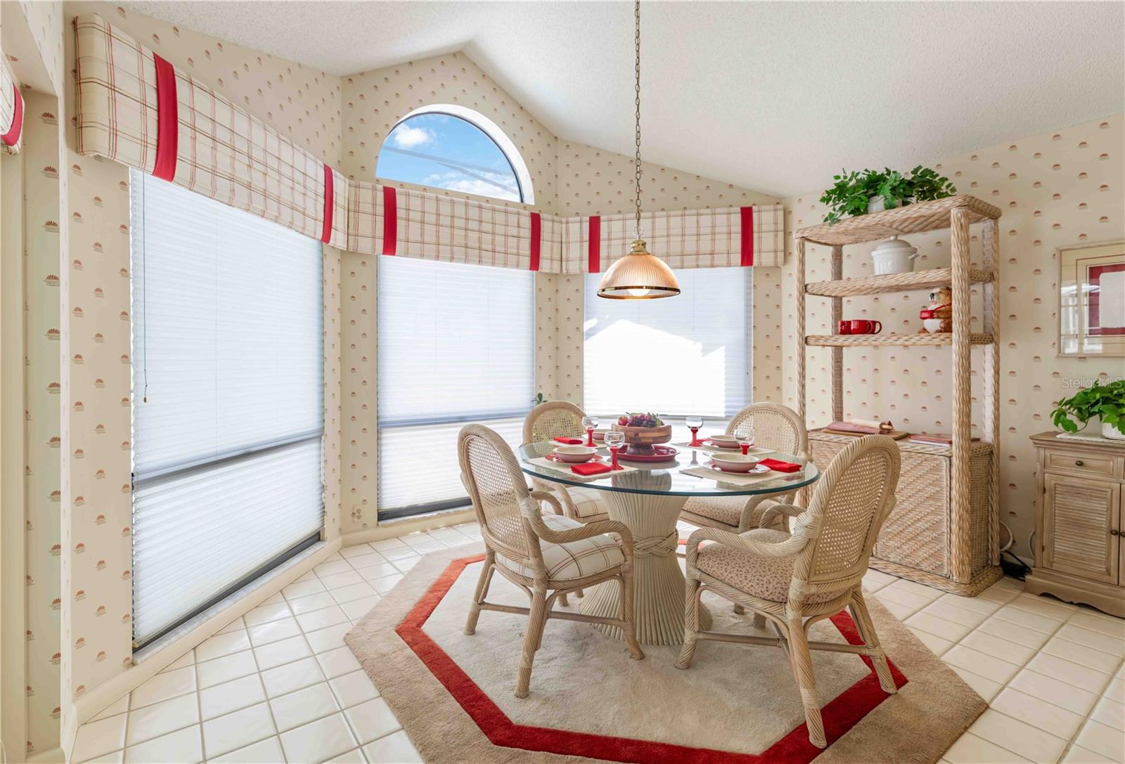 Image 15 of 41 For 4364 Presidential Avenue Circle E