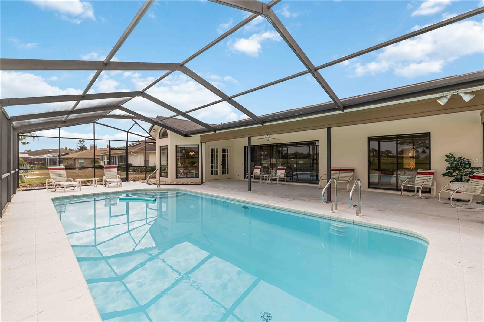 Image 31 of 41 For 4364 Presidential Avenue Circle E