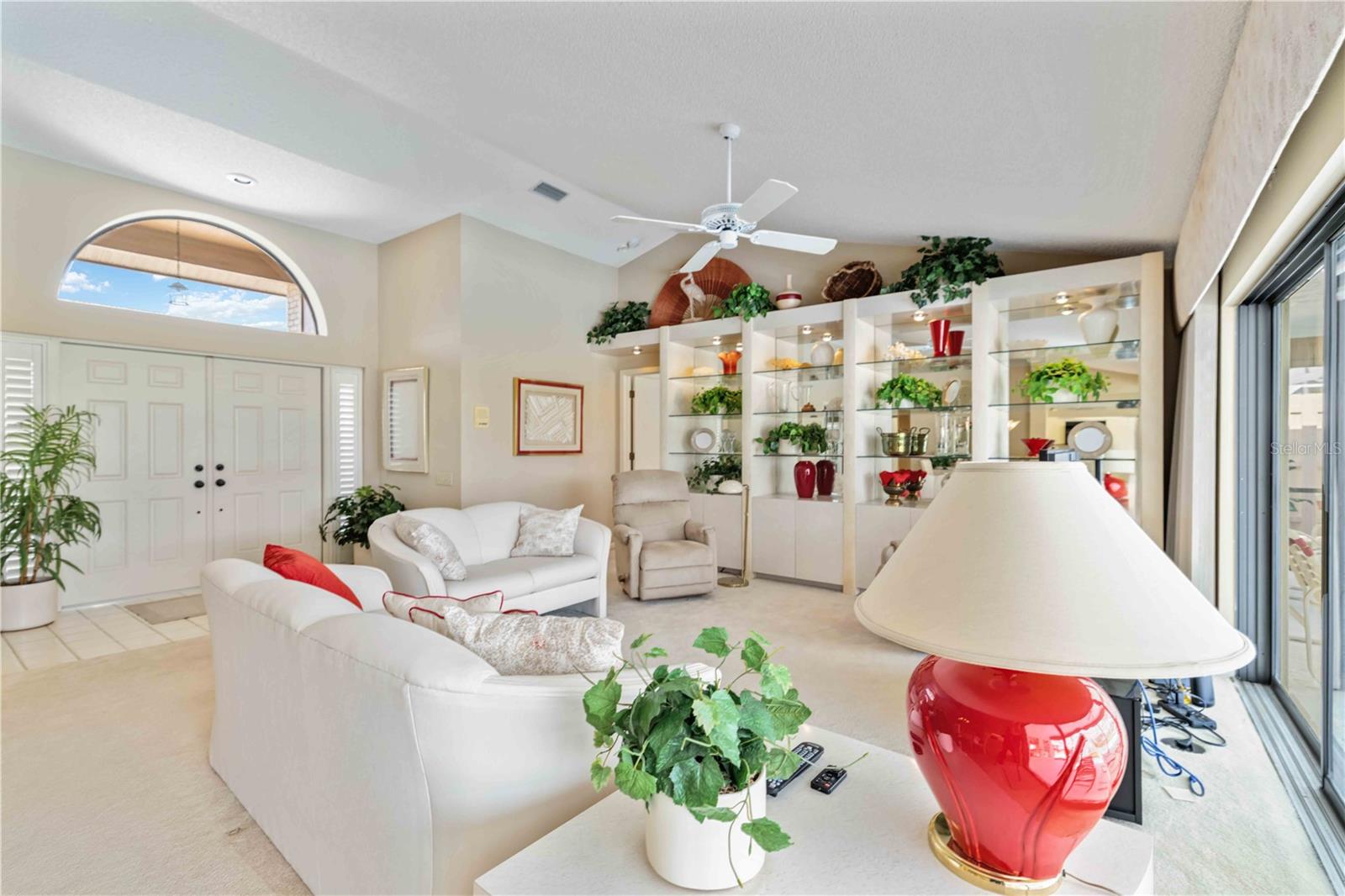 Image 8 of 41 For 4364 Presidential Avenue Circle E