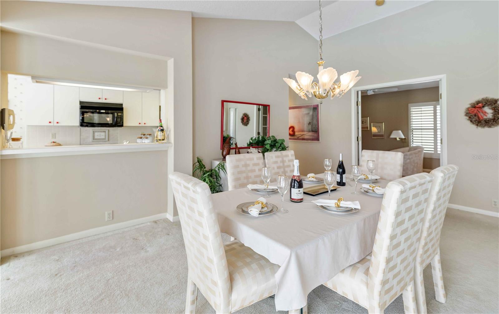 Image 9 of 41 For 4364 Presidential Avenue Circle E