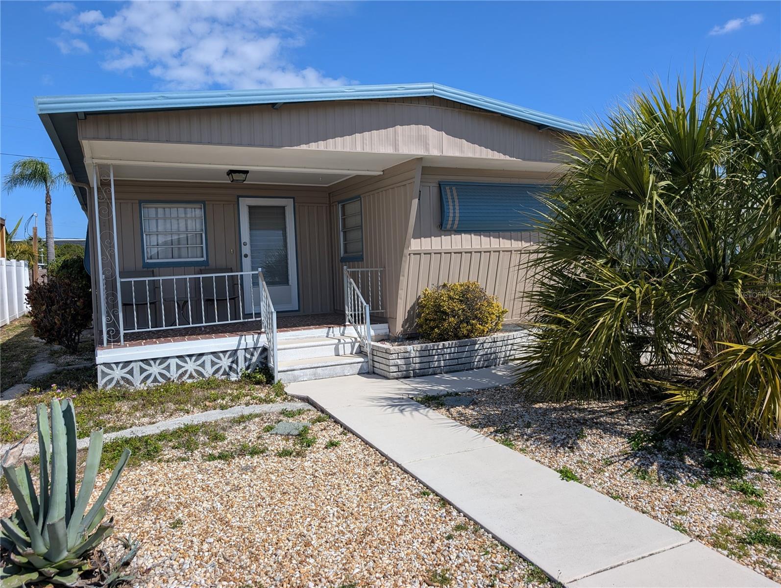 Details for 107 48th Avenue Drive W, BRADENTON, FL 34207