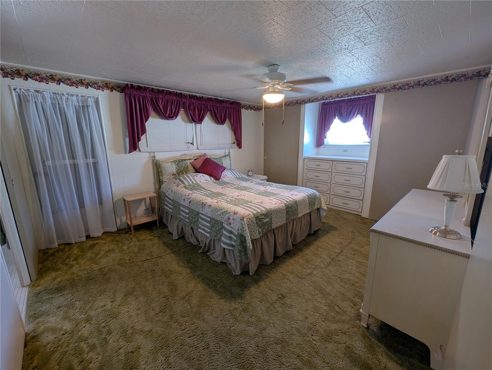 Image 10 of 14 For 107 48th Avenue Drive W