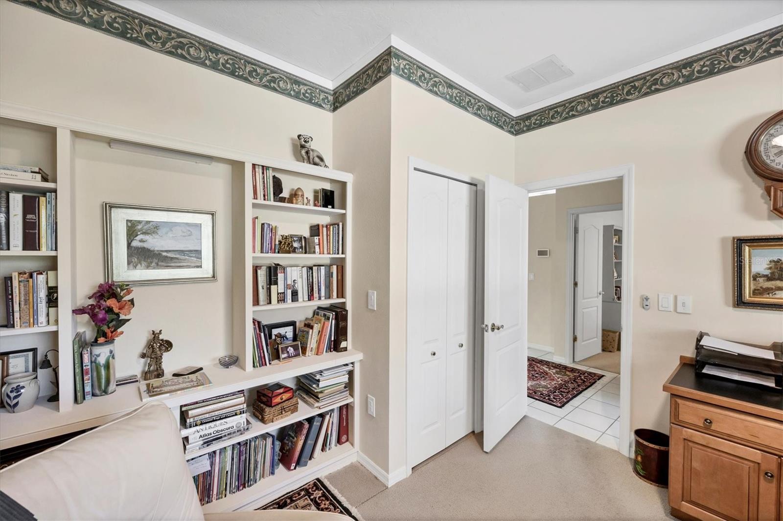 Image 20 of 37 For 8684 Woodbriar Drive