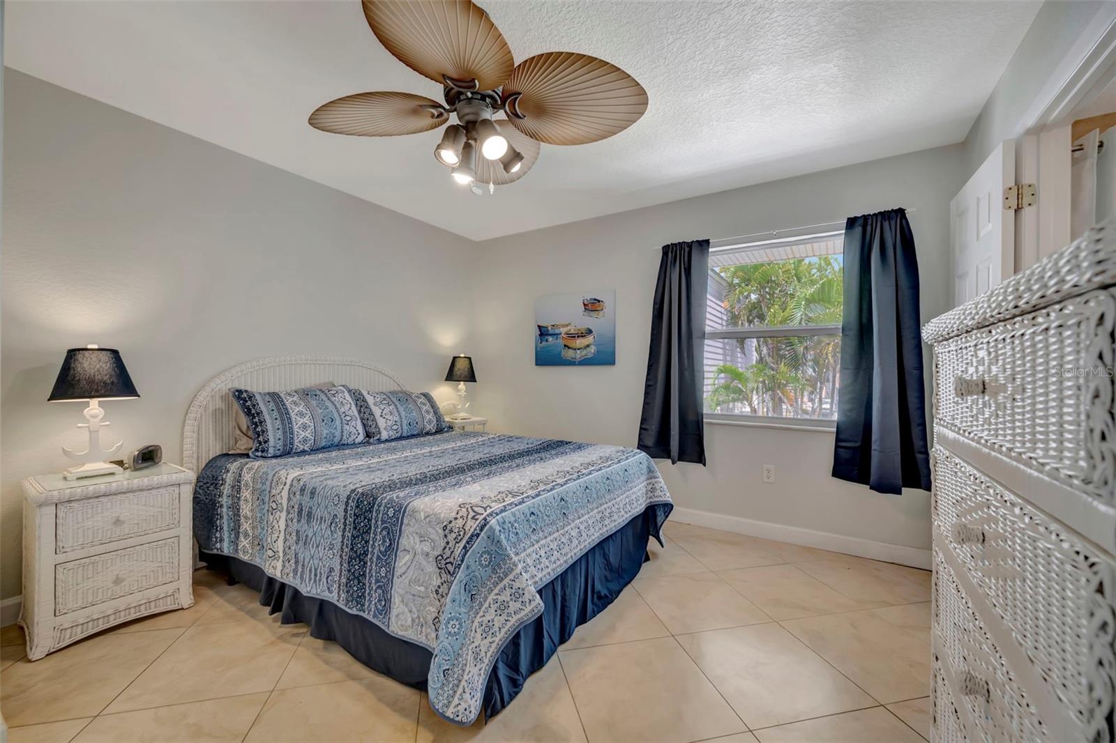 Image 26 of 53 For 1105 Gulf Drive S 2