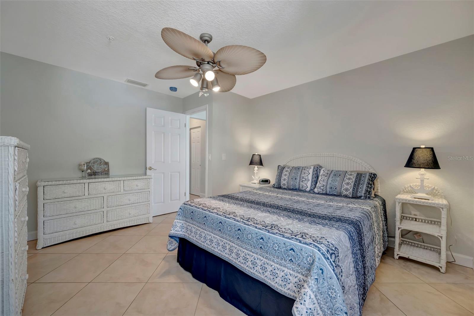 Image 27 of 53 For 1105 Gulf Drive S 2