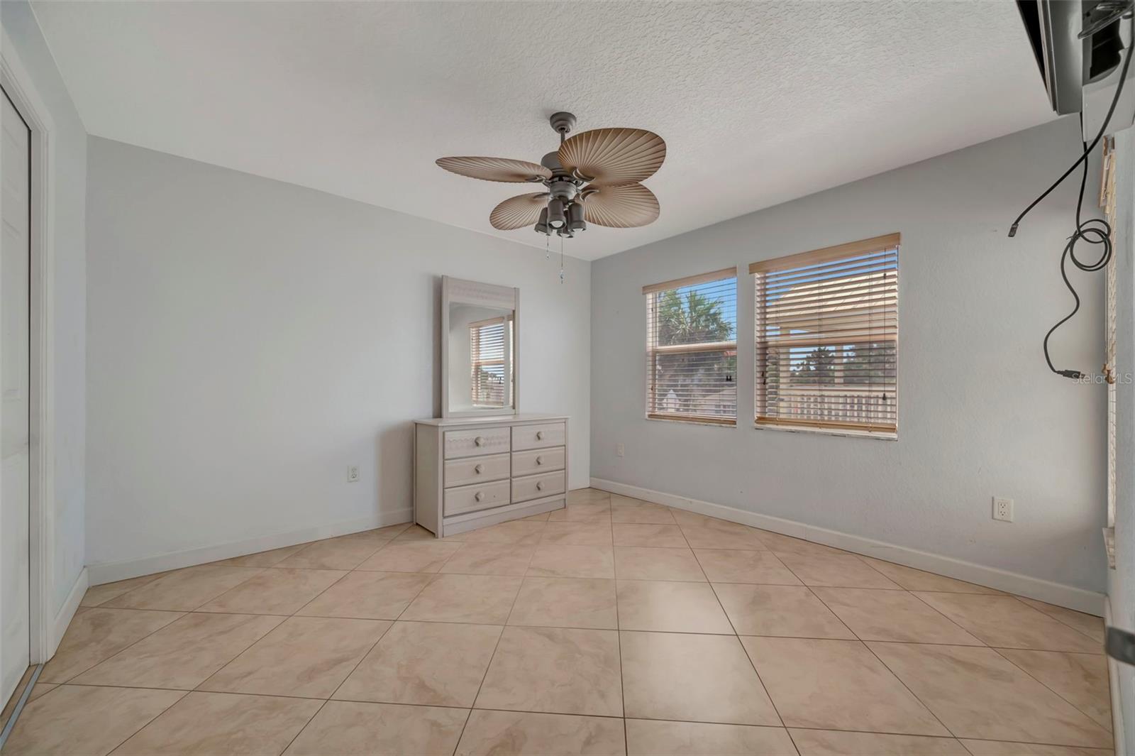 Image 32 of 53 For 1105 Gulf Drive S 2