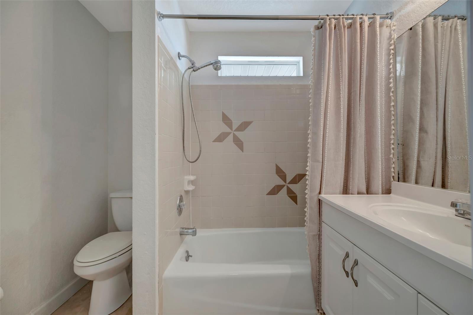 Image 35 of 53 For 1105 Gulf Drive S 2