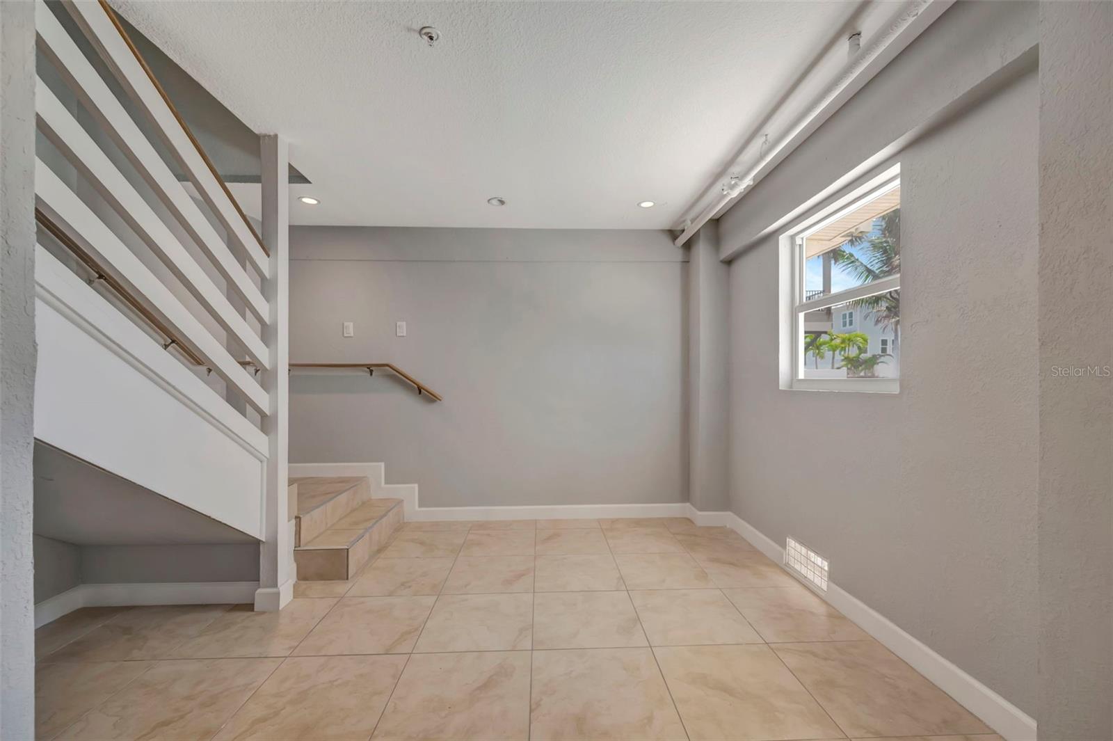 Image 39 of 53 For 1105 Gulf Drive S 2