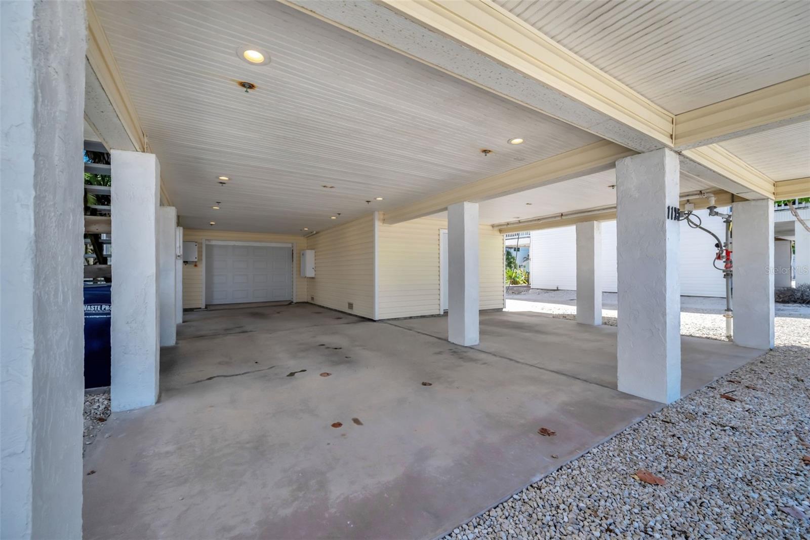 Image 41 of 53 For 1105 Gulf Drive S 2