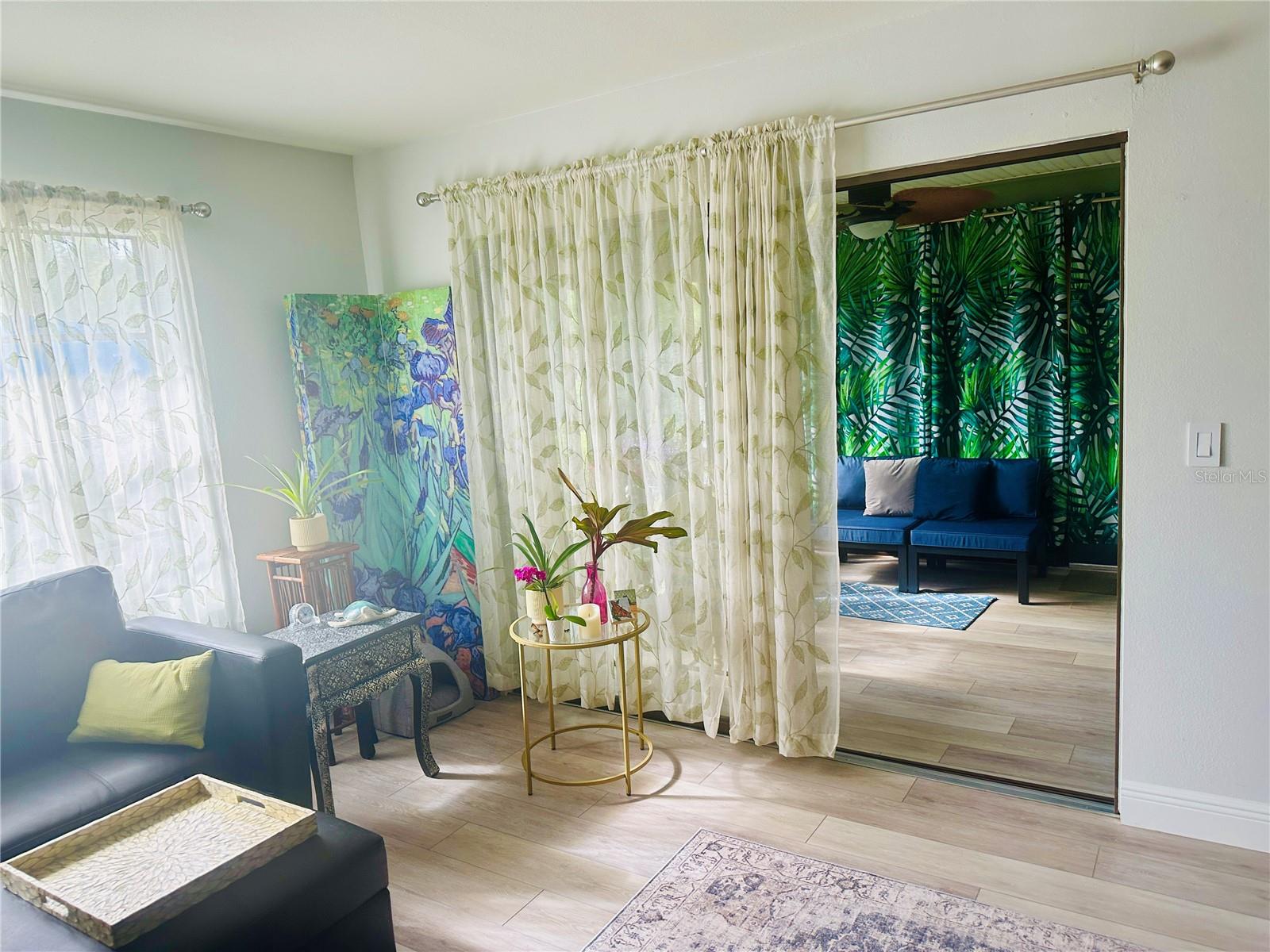 Image 17 of 43 For 5061 Barrington Circle 1302