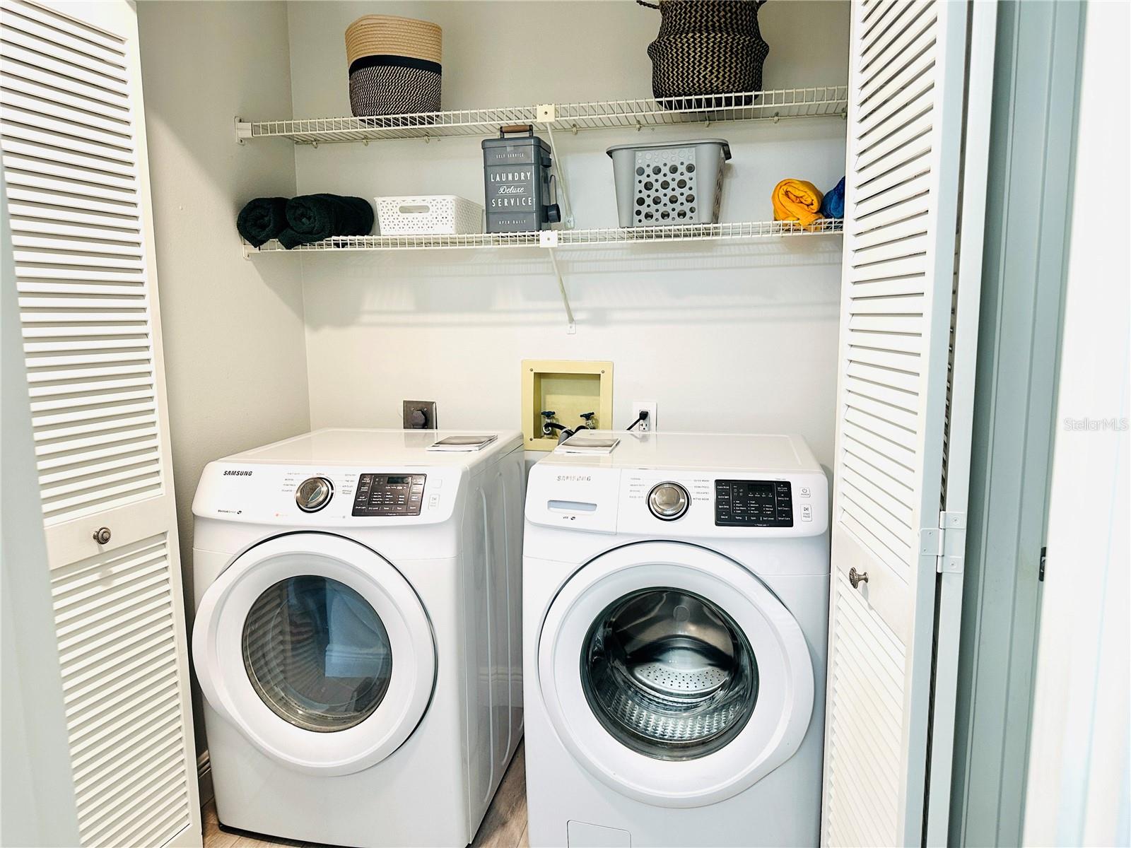 Image 18 of 43 For 5061 Barrington Circle 1302