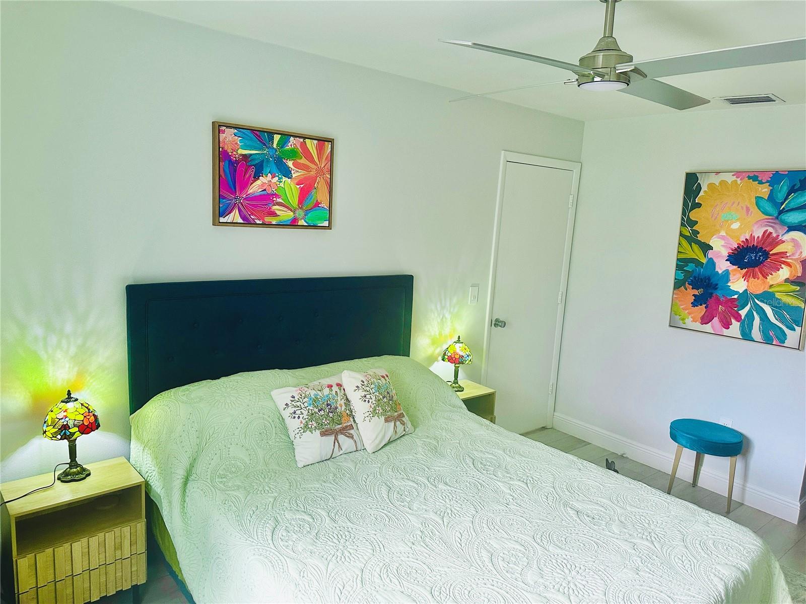 Image 21 of 43 For 5061 Barrington Circle 1302