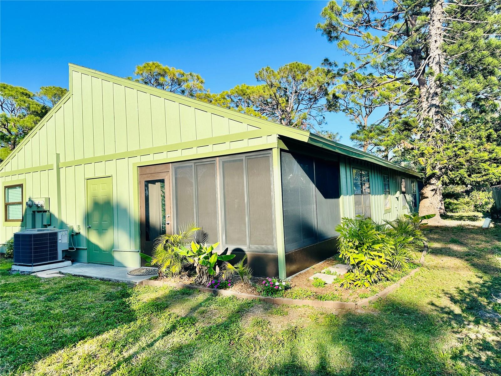 Image 38 of 43 For 5061 Barrington Circle 1302