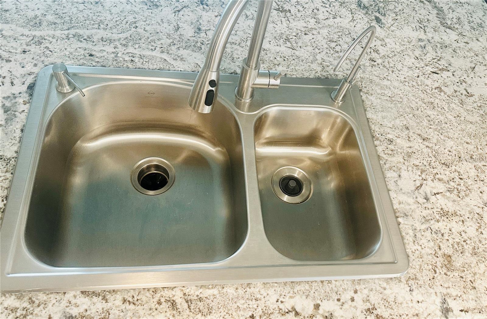 Image 8 of 43 For 5061 Barrington Circle 1302