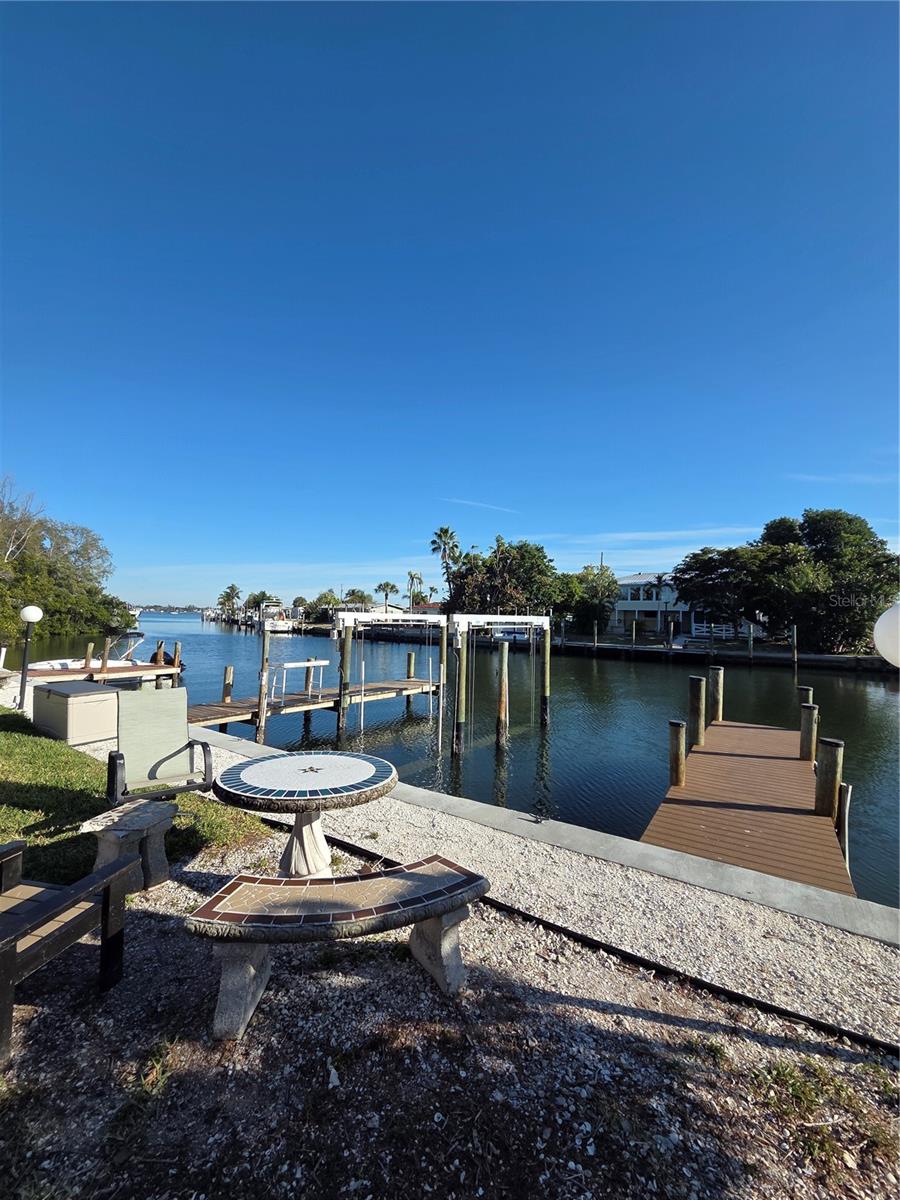 Image 10 of 36 For 10215 Manatee Avenue W 1